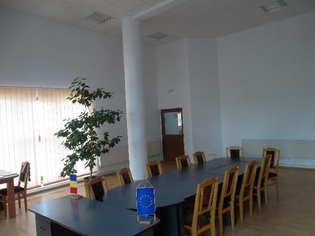 Promovare apeluri de selectie - septembrie 2013/Dersca (9).JPG